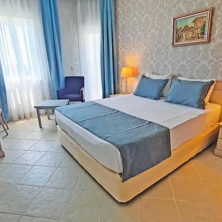 Hotell X Life 15 - Adult Sarigerme